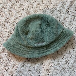 Steve Madden Bucket Hat - Stylish Faux Fur